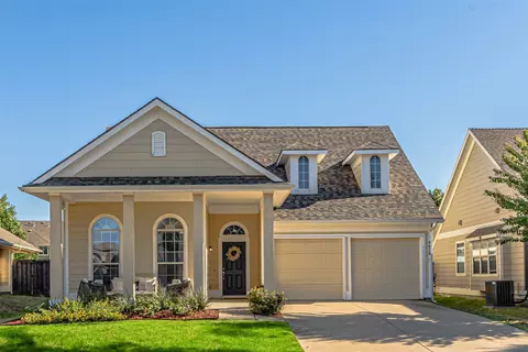 9828 Old Field Dr, Mckinney, TX 75072