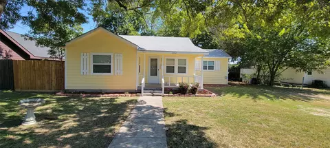 3132 Eastridge Dr, Haltom City, TX 76117