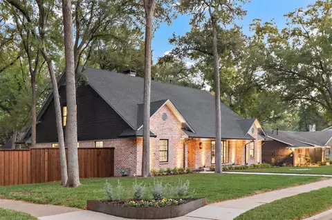 9040 Mercer Dr, Dallas, TX 75228
