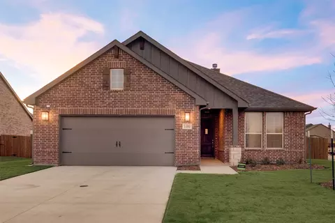 100 Skyward Ln, Caddo Mills, TX 75135