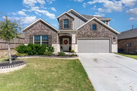8744 Copper Meadow Dr, Fort Worth, TX 76131