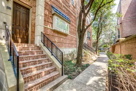 1500 Pecos St #8, Dallas, TX 75204