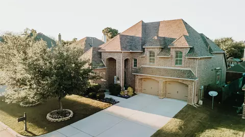 5303 Runnymede Ct, Arlington, TX 76016