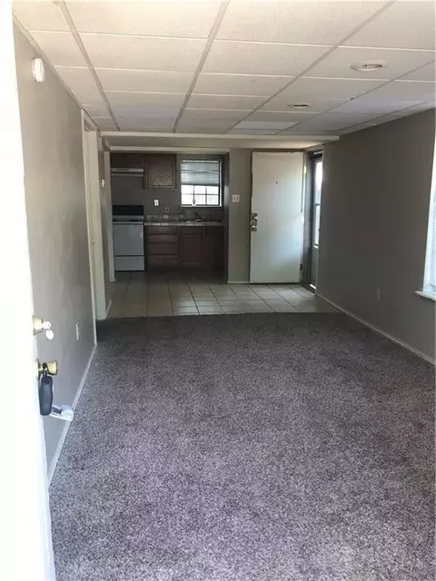 618 Santos St, Abilene, TX 79605 photo 4