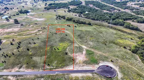 495 Rolling Hills Blvd, Alvord, TX 76225