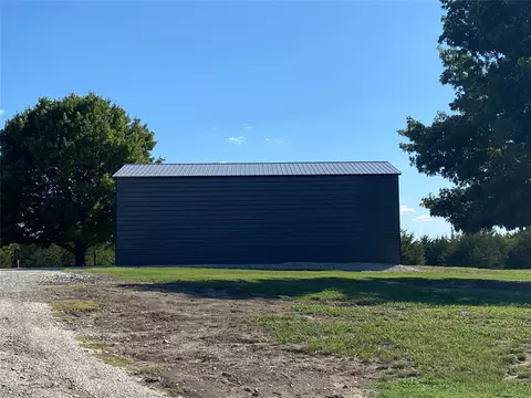 852 Cedar Rd, Sherman, TX 75090