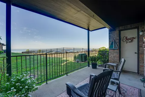 162 Henry M Chandler Dr, Rockwall, TX 75032