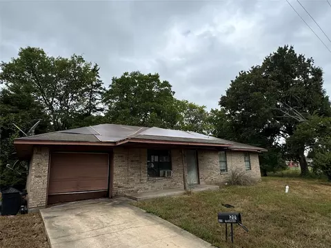 201 NW 4th St, Cooper, TX 75432