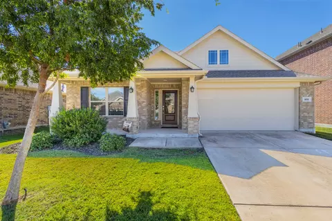 905 Black Hawk Dr, Princeton, TX 75407