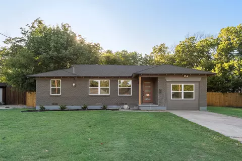 2255 Pleasant Dr, Dallas, TX 75227