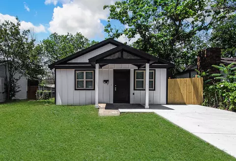 3319 24th St, Fort Worth, TX 76106
