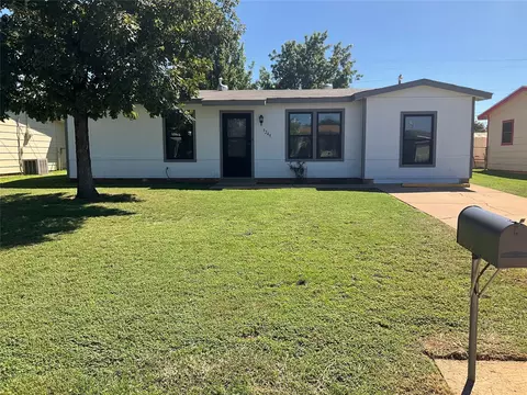 5249 Aztec Dr, Abilene, TX 79605