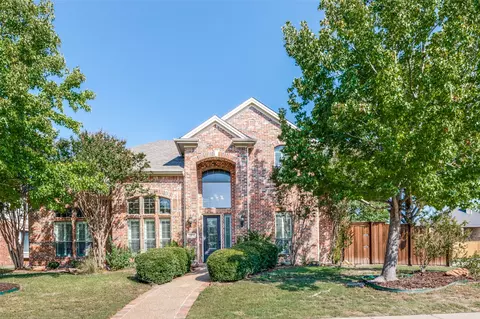 2301 Homestead Ln, Plano, TX 75025