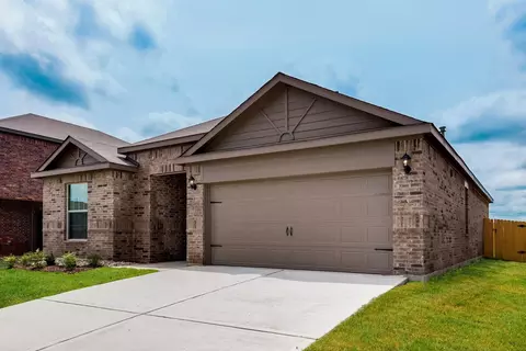 957 Clark Dr, Ferris, TX 75125