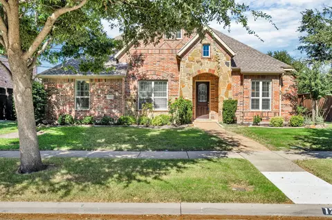 12819 Winding Creek Dr, Frisco, TX 75035