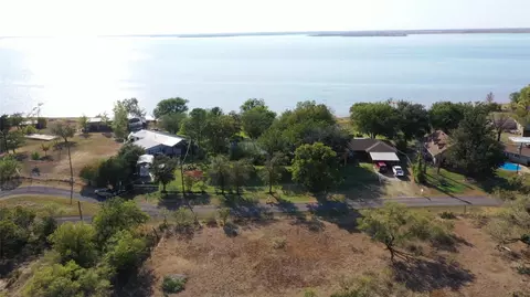 246 Short St, Henrietta, TX 76365