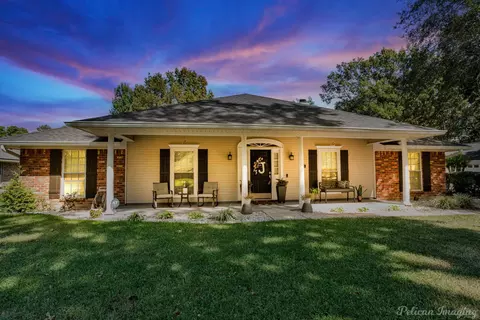 9905 Chase Island Dr, Shreveport, LA 71118