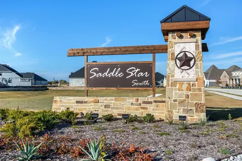902 Roys Dr, Rockwall, TX 75087