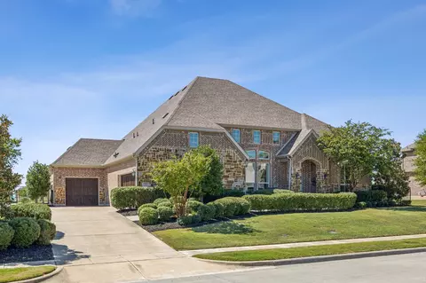 212 Mccrummen Ln, Heath, TX 75032