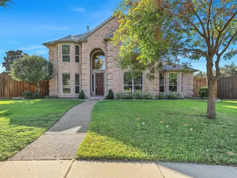 3300 Crescent Ct, Plano, TX 75093