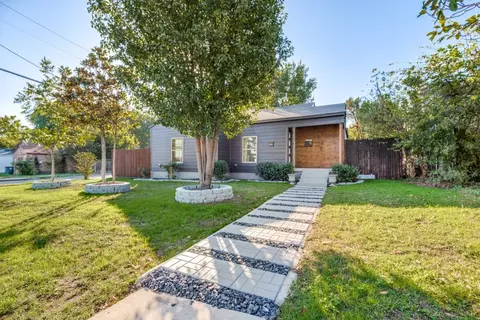 2322 E Overton Rd, Dallas, TX 75216