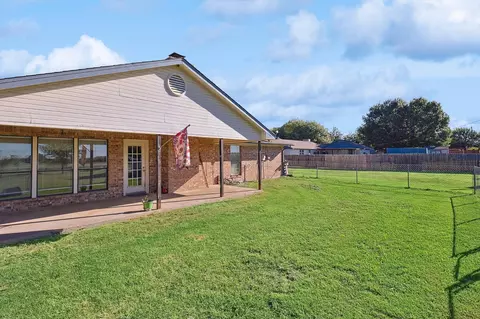 902 Clearview St, Krum, TX 76249 photo 25