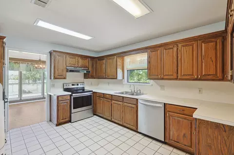 902 Clearview St, Krum, TX 76249 photo 10