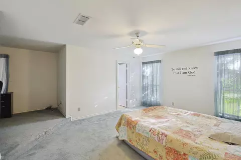 902 Clearview St, Krum, TX 76249 photo 13