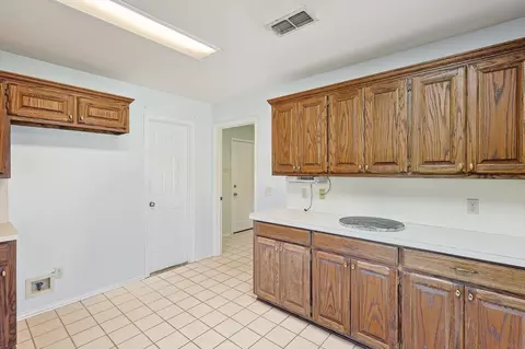 902 Clearview St, Krum, TX 76249 photo 12