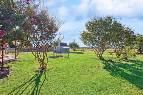 902 Clearview St, Krum, TX 76249 photo 28