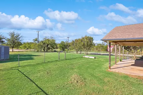 902 Clearview St, Krum, TX 76249 photo 27