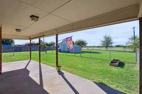 902 Clearview St, Krum, TX 76249 photo 24