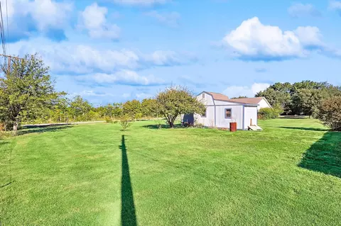 902 Clearview St, Krum, TX 76249 photo 30
