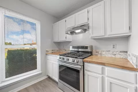 Kitchen - 7004 Ruby Dr, Dallas, TX 75237 photo 3 of 5