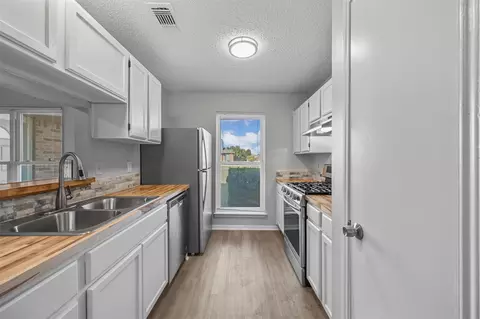 Kitchen - 7004 Ruby Dr, Dallas, TX 75237 photo 1 of 5