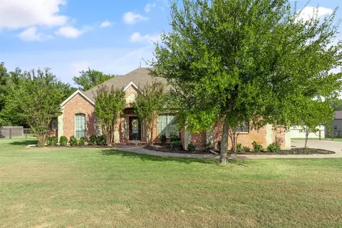 147 Brook Hollow Ln, Weatherford, TX 76088