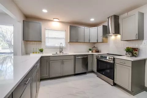 1709 Santa Clara Ct, Grand Prairie, TX 75051