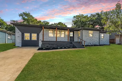 932 Walter St, Bedford, TX 76022