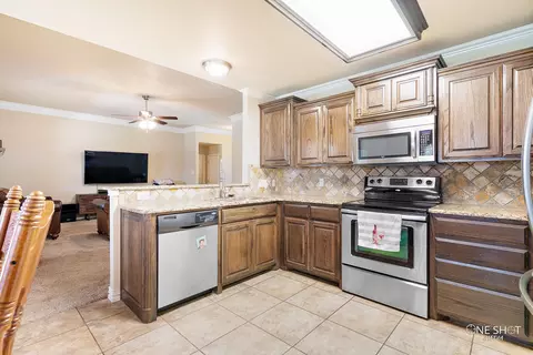 825 Running Water Trl, Abilene, TX 79602 photo 8