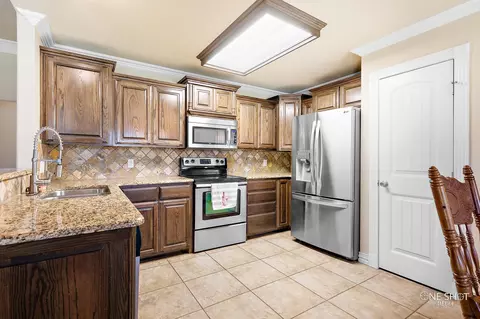 825 Running Water Trl, Abilene, TX 79602 photo 7