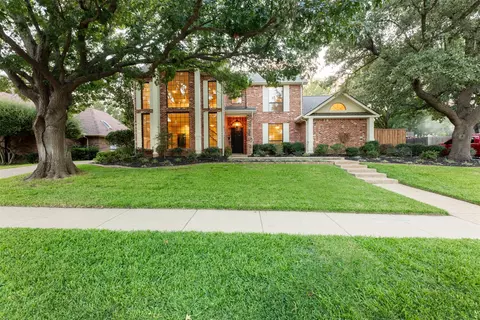 1709 Timber Ridge Cir, Corinth, TX 76210