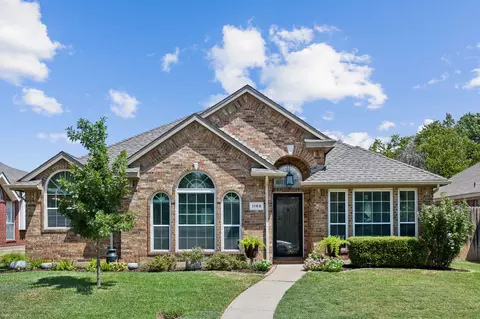 1165 Christopher Ln, Lewisville, TX 75077