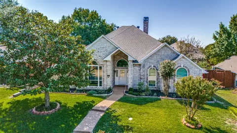 2668 Daffodil Dr, Richardson, TX 75082