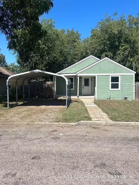 203 Graves St, Whitesboro, TX 76273