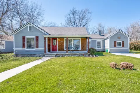 1813 Buck St, Gainesville, TX 76240