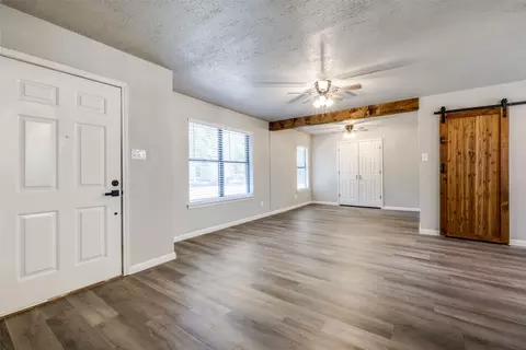 212 S 7th St, Sanger, TX 76266 photo 12