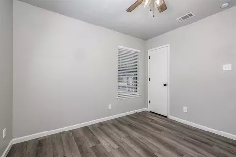 212 S 7th St, Sanger, TX 76266 photo 17