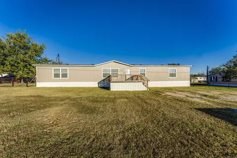2417 Birch Ln, Burleson, TX 76028