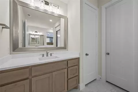 Bath - 4208 Linear Dr, Prosper, TX 75078 photo 1 of 6