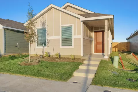 6639 Coulter Dr, Princeton, TX 75407